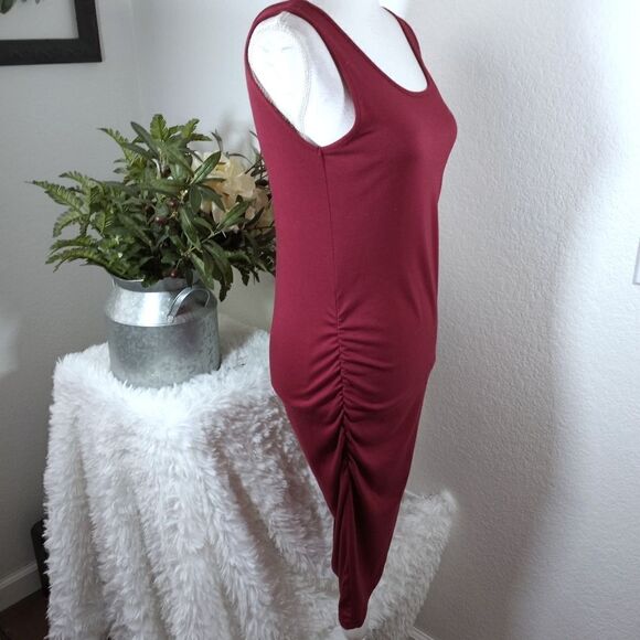 BURGUNDY RUCHED TANK DRESS SZ.S EUC - Picture 3 of 7
